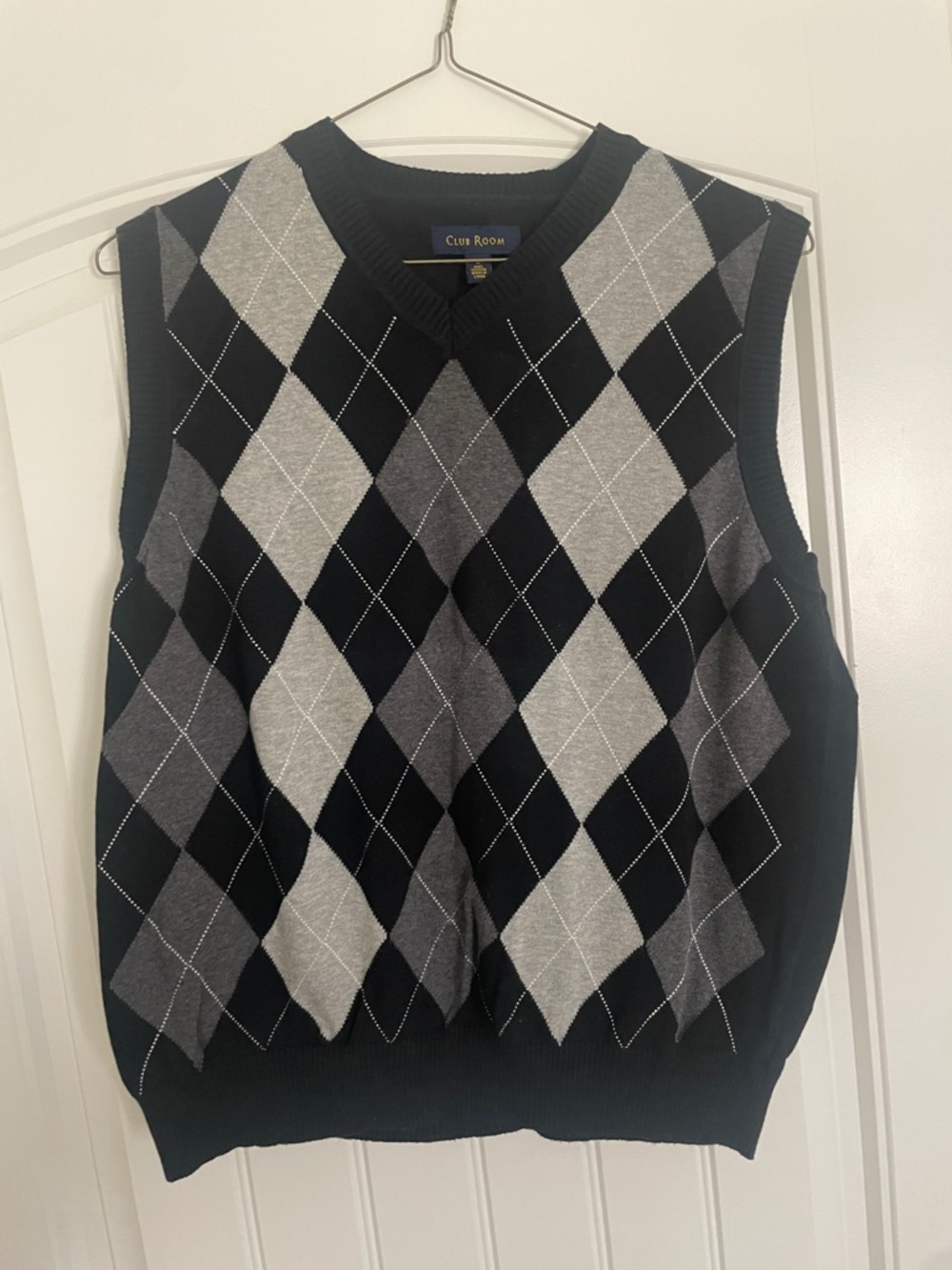 Club Room Black & Gray Argyle V-Neck Sweater Vest